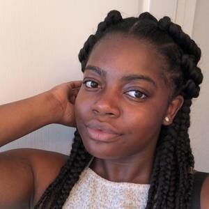 Meet your Posher, Ayanna